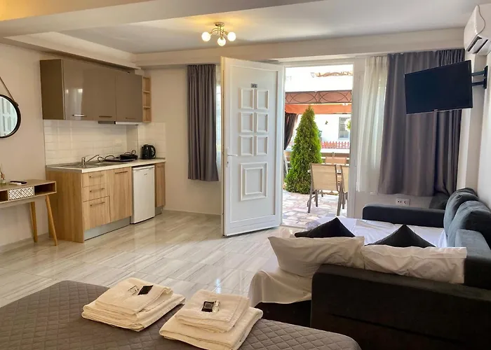 Thomas Studios & Apartments Paralia